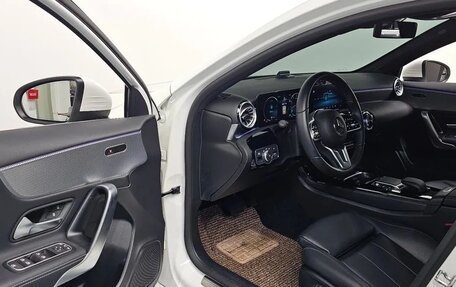Mercedes-Benz A-Класс, 2021 год, 2 400 000 рублей, 6 фотография