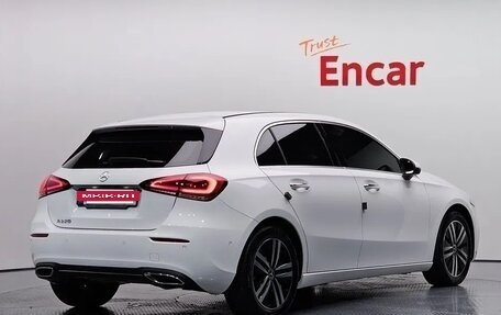 Mercedes-Benz A-Класс, 2021 год, 2 400 000 рублей, 2 фотография