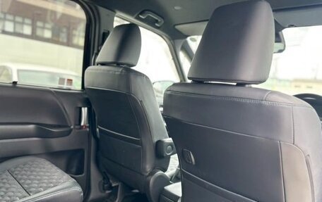 Toyota Voxy, 2022 год, 3 289 000 рублей, 35 фотография