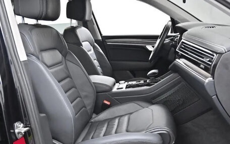 Volkswagen Touareg III, 2020 год, 7 фотография