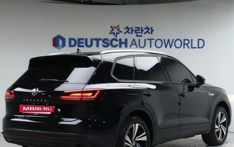 Volkswagen Touareg III, 2020 год, 2 фотография