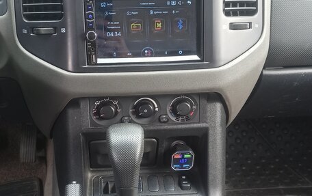 Mitsubishi Pajero III рестайлинг, 2005 год, 950 000 рублей, 29 фотография