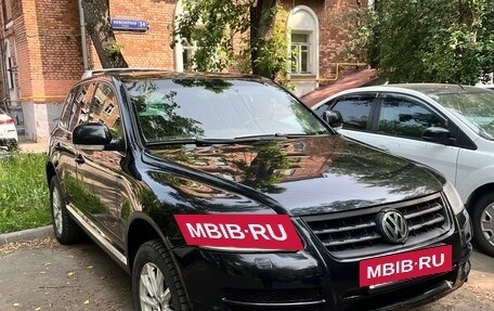Volkswagen Touareg III, 2004 год, 680 000 рублей, 2 фотография