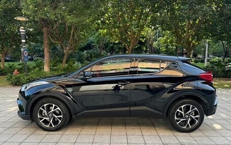 Toyota C-HR I рестайлинг, 2021 год, 1 523 023 рублей, 8 фотография