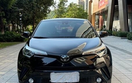 Toyota C-HR I рестайлинг, 2021 год, 1 523 023 рублей, 1 фотография