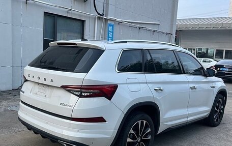 Skoda Kodiaq I, 2022 год, 3 000 000 рублей, 3 фотография