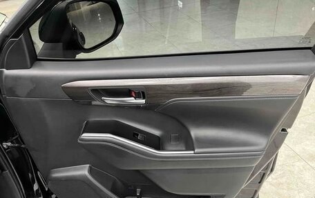 Toyota Highlander, 2022 год, 4 223 023 рублей, 9 фотография