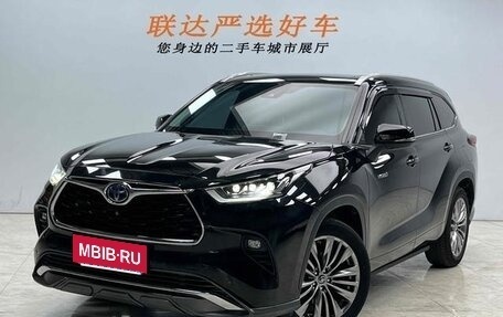 Toyota Highlander, 2022 год, 4 223 023 рублей, 2 фотография