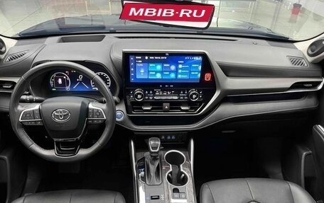 Toyota Highlander, 2022 год, 4 223 023 рублей, 15 фотография