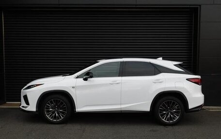 Lexus RX IV рестайлинг, 2022 год, 3 630 000 рублей, 4 фотография