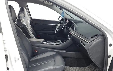 Hyundai Sonata VIII, 2021 год, 1 865 000 рублей, 8 фотография