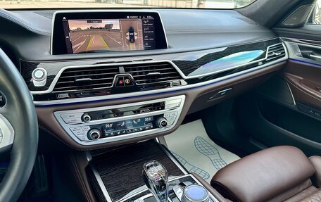 BMW 7 серия, 2021 год, 6 590 000 рублей, 19 фотография