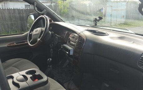 Hyundai Starex I рестайлинг, 2004 год, 320 000 рублей, 2 фотография