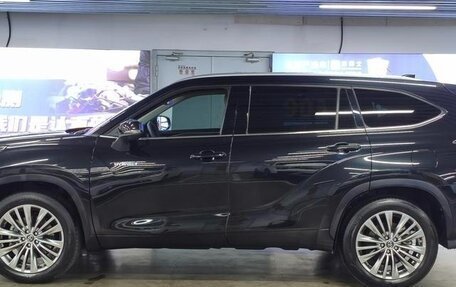 Toyota Highlander, 2022 год, 4 323 023 рублей, 7 фотография