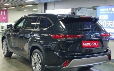 Toyota Highlander, 2022 год, 4 323 023 рублей, 5 фотография