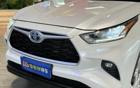 Toyota Highlander, 2022 год, 4 523 023 рублей, 6 фотография