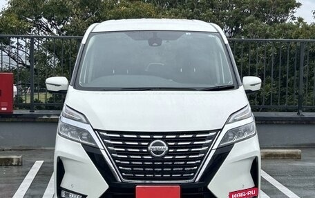 Nissan Serena IV, 2022 год, 2 054 000 рублей, 2 фотография