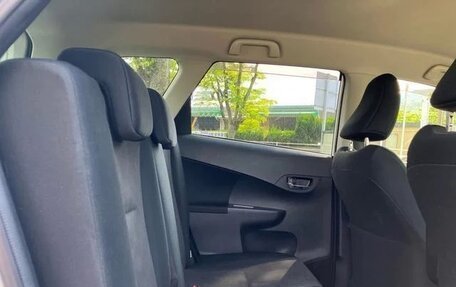 Toyota Ractis II, 2016 год, 894 000 рублей, 16 фотография