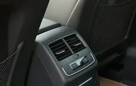 Audi A4, 2022 год, 2 435 000 рублей, 14 фотография