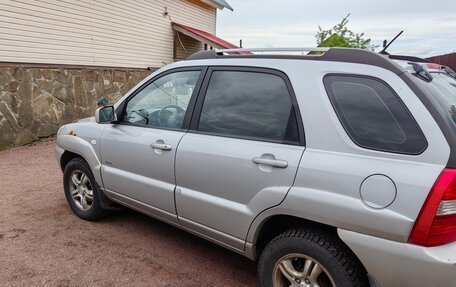KIA Sportage II, 2007 год, 600 000 рублей, 3 фотография
