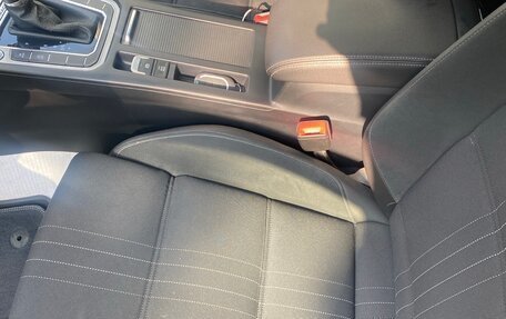 Volkswagen Passat B8 рестайлинг, 2018 год, 2 900 000 рублей, 9 фотография
