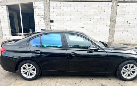 BMW 3 серия, 2016 год, 1 950 000 рублей, 3 фотография