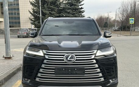 Lexus LX, 2023 год, 14 990 000 рублей, 3 фотография