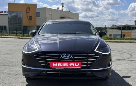 Hyundai Sonata VIII, 2021 год, 2 320 000 рублей, 2 фотография
