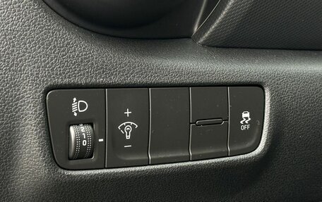 Hyundai Kona I, 2018 год, 1 690 000 рублей, 20 фотография