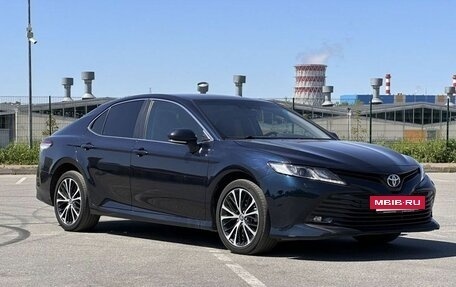 Toyota Camry, 2020 год, 2 399 000 рублей, 10 фотография