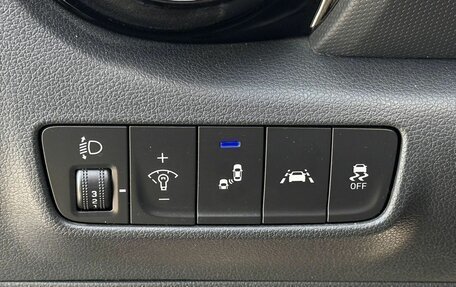 Hyundai Kona I, 2018 год, 1 850 000 рублей, 19 фотография