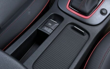 Hyundai Kona I, 2018 год, 1 850 000 рублей, 30 фотография