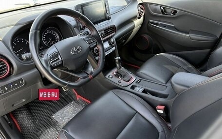 Hyundai Kona I, 2018 год, 1 850 000 рублей, 22 фотография