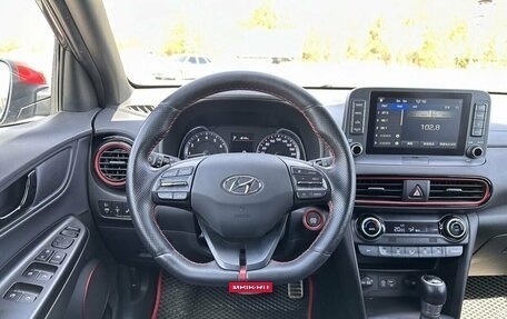 Hyundai Kona I, 2018 год, 1 850 000 рублей, 26 фотография