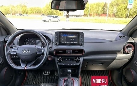 Hyundai Kona I, 2018 год, 1 850 000 рублей, 25 фотография