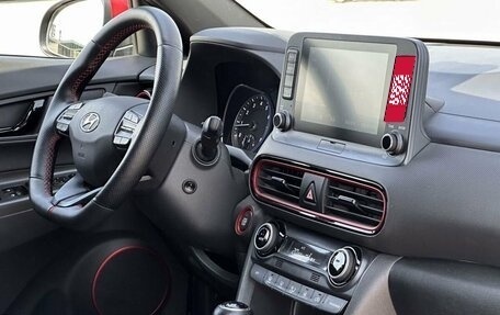 Hyundai Kona I, 2018 год, 1 850 000 рублей, 36 фотография
