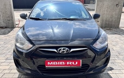 Hyundai Solaris II рестайлинг, 2014 год, 800 000 рублей, 1 фотография