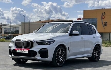 BMW X5, 2018 год, 6 250 000 рублей, 3 фотография