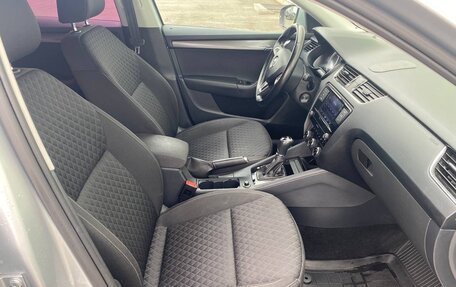 Skoda Octavia, 2017 год, 1 550 000 рублей, 10 фотография
