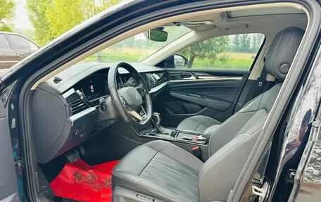 Volkswagen Passat B8 рестайлинг, 2022 год, 1 835 000 рублей, 5 фотография