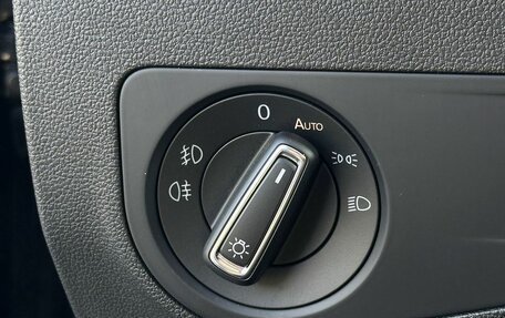 Volkswagen Tiguan II, 2019 год, 3 750 000 рублей, 20 фотография