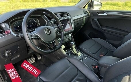 Volkswagen Tiguan II, 2019 год, 3 750 000 рублей, 21 фотография