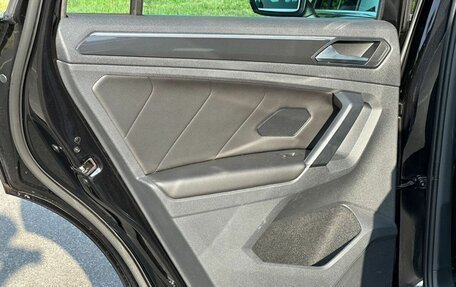 Volkswagen Tiguan II, 2019 год, 3 750 000 рублей, 23 фотография