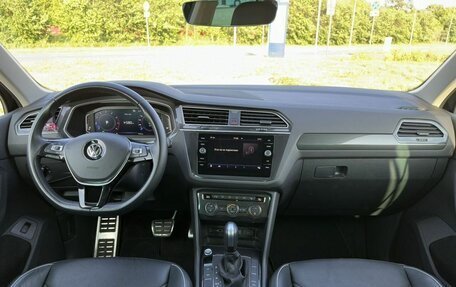 Volkswagen Tiguan II, 2019 год, 3 750 000 рублей, 27 фотография