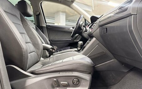 Volkswagen Tiguan II, 2019 год, 3 750 000 рублей, 35 фотография