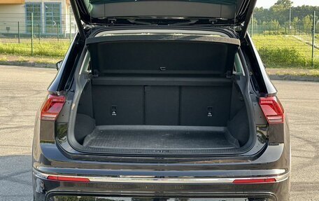 Volkswagen Tiguan II, 2019 год, 3 750 000 рублей, 38 фотография