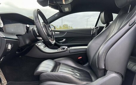 Mercedes-Benz E-Класс, 2019 год, 4 350 000 рублей, 18 фотография