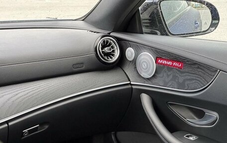 Mercedes-Benz E-Класс, 2019 год, 4 350 000 рублей, 32 фотография
