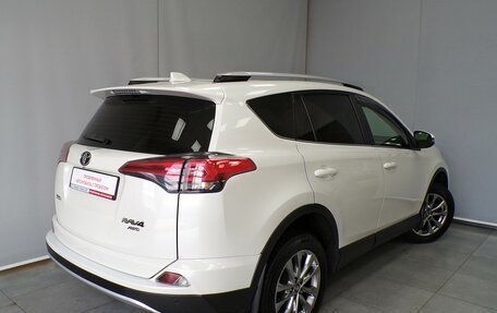 Toyota RAV4, 2016 год, 2 605 900 рублей, 3 фотография