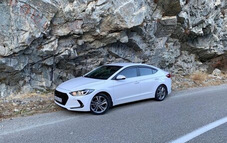 Hyundai Elantra VI рестайлинг, 2017 год, 1 690 000 рублей, 7 фотография